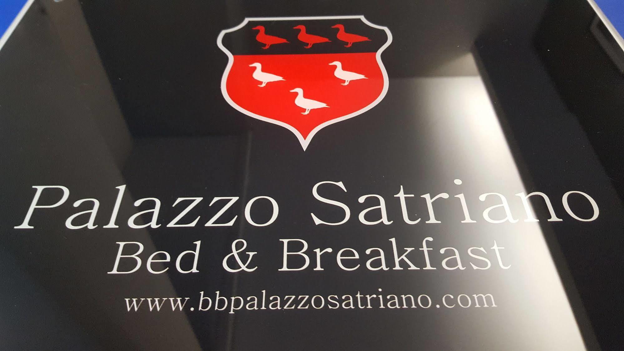Bed & Breakfast Palazzo Satriano Napoli